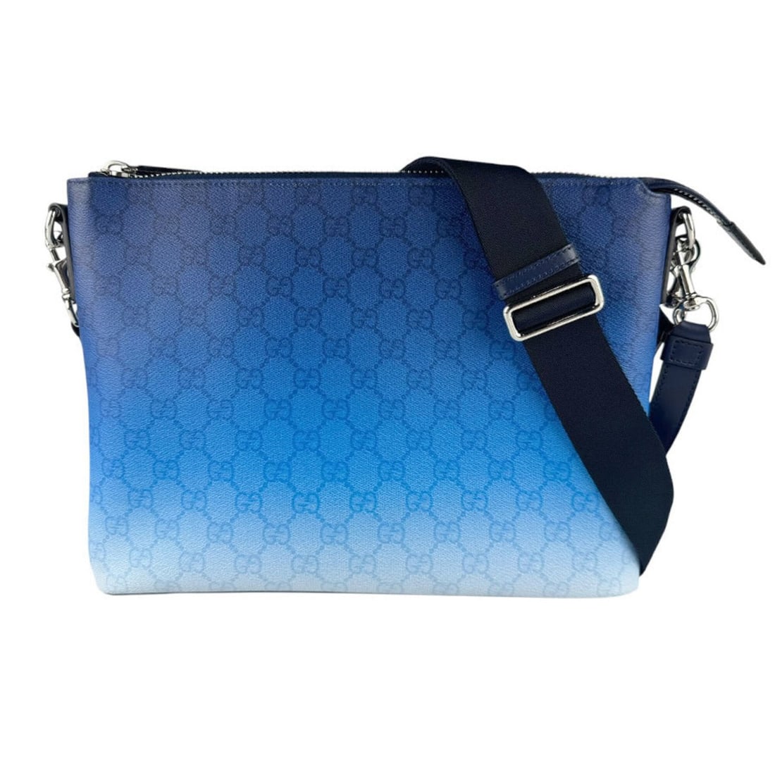 Gucci GUCCI Shoulder Bag Clutch 2-Way GG Supreme Canvas Blue Men's 835692 z9784: --- Catalog ---Category: SizeSize (HxWxD): 23cm x 30cm x 5cm / 9.05'' x 11.81'' x 1.96''Category: DesignType: Clutch bag, Shoulder bagColor: BlueGender: MenMaterial: GG Supreme Category: GeneralMPN: