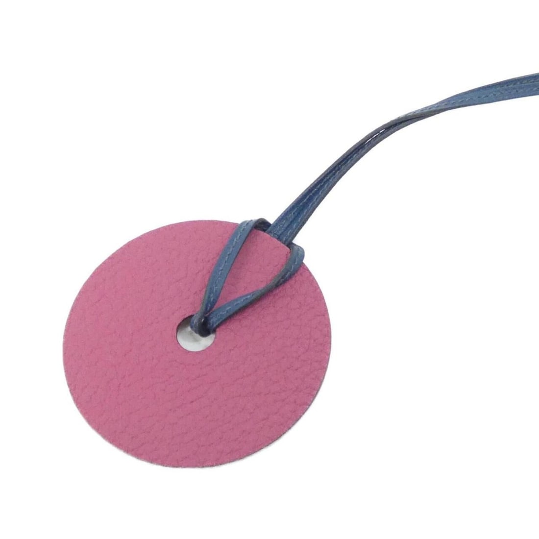Hermes ROND MM 1036128 Necklace: --- Catalog ---Category: SizePendant Size: 80mm x 80mm / 3.14'' x 3.14''Neck Circumference: 78 cm / 30.7''Category: DesignColor: Orange, PurpleGender: WomenMaterial: Epsom leather, Taurillon clemence 