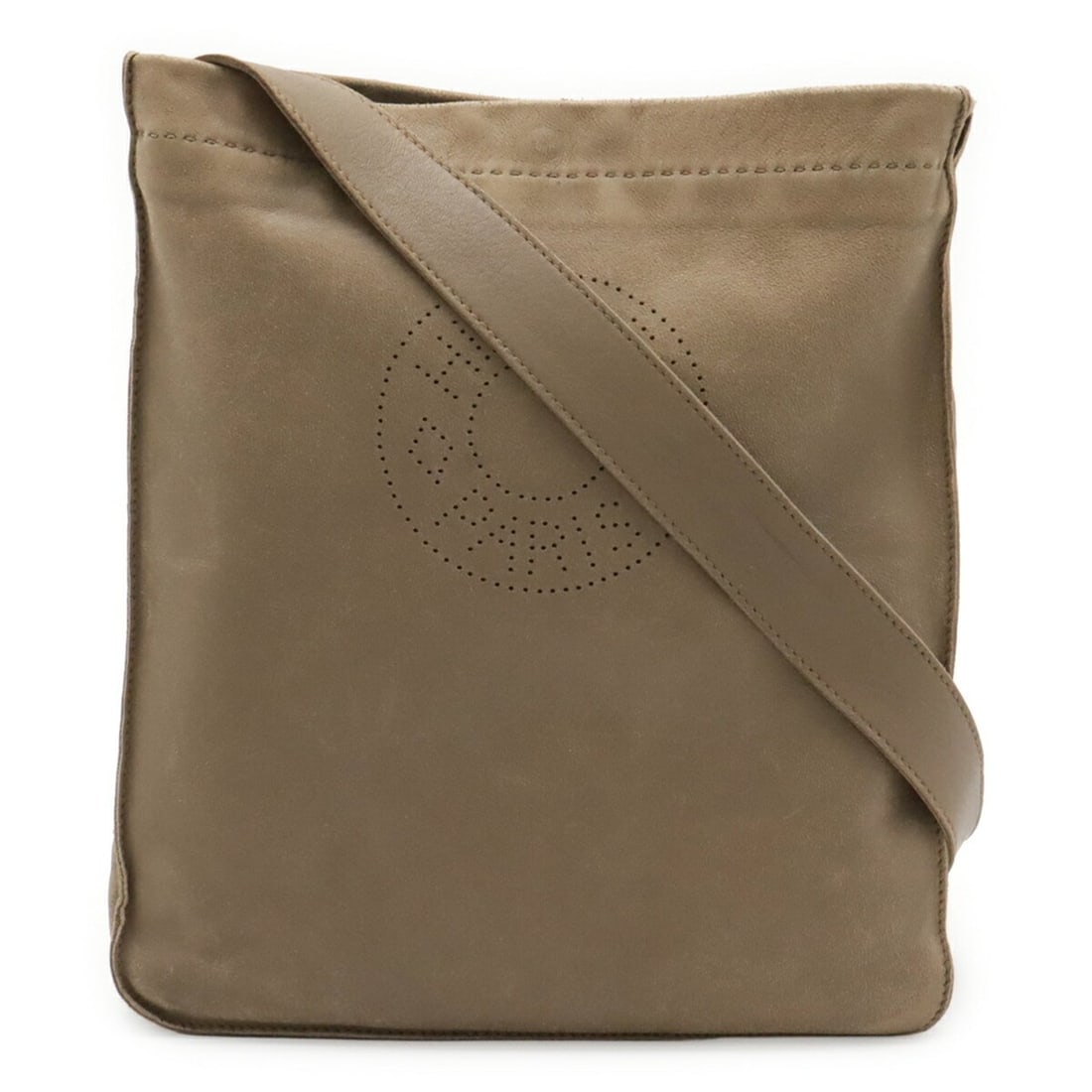 HERMES Clou de Selle Shoulder Bag Pochette Perforated Agneau Milo Lambskin Leather Etoupe Greige: --- Catalog ---Category: SizeSize (HxWxD): 22cm x 19cm x 2cm / 8.66'' x 7.48'' x 0.78''Category: DesignType: Pochette, Shoulder bagColor: Etoupe grayGender: Men,WomenMaterial: Agneau Milo Category: