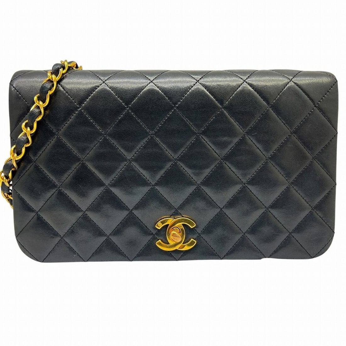 CHANEL Matelassé Chain Shoulder Bag, Lambskin, Black, 1522941 (Shoulder Bag): --- Catalog ---Category: SizeSize (HxWxD): 14cm x 22.5cm x 6cm / 5.51'' x 8.85'' x 2.36''Strap Length: 108cm / 42.51''Category: DesignType: Shoulder bagColor: BlackGender: WomenMaterial: Leather Hardw