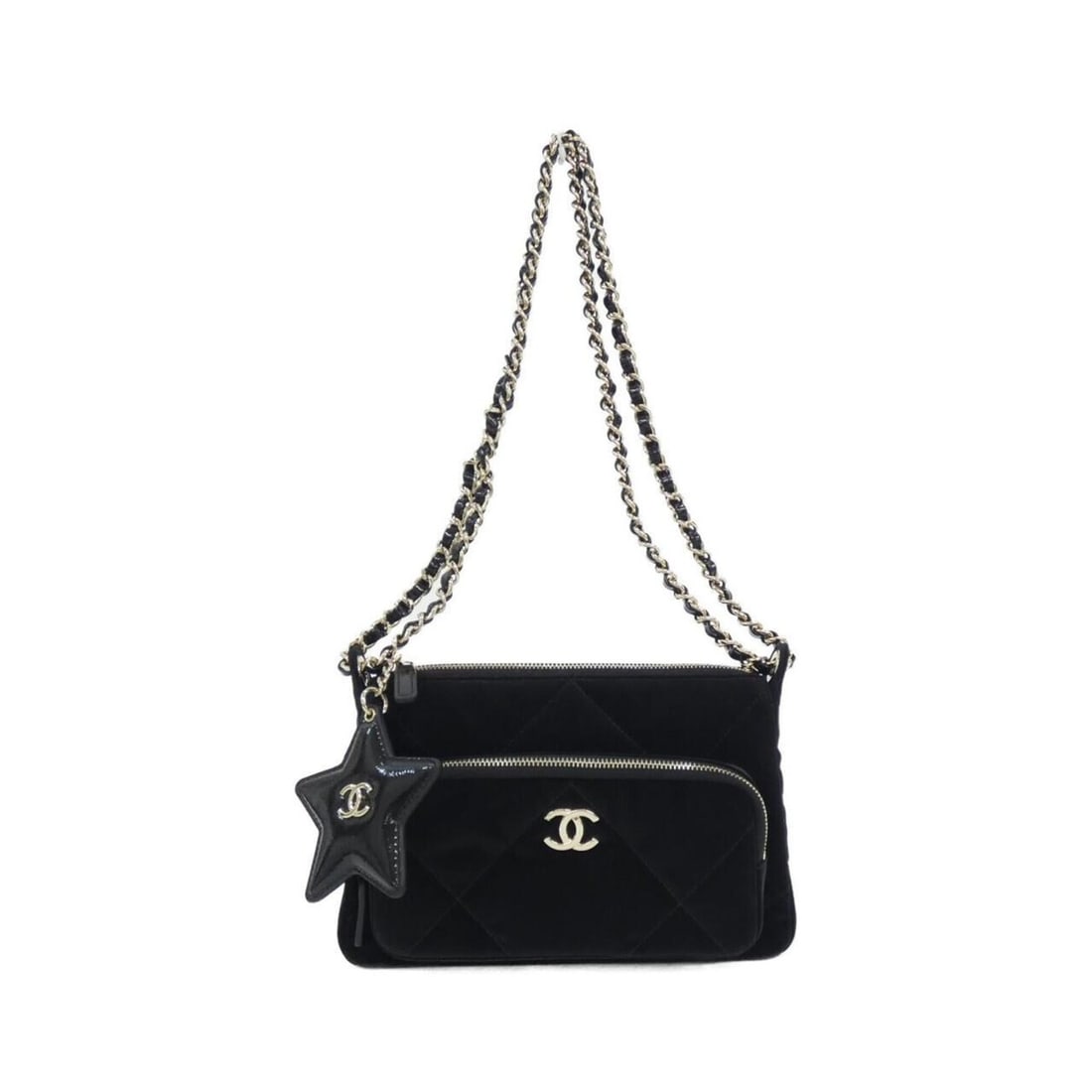 Chanel AP4771 Handbag, Clutch, Shoulder Bag: --- Catalog ---Category: SizeSize (HxWxD): 14cm x 21cm x 5cm / 5.51'' x 8.26'' x 1.96''Strap Length: 60cm / 23.62''Category: DesignType: Handbag, Shoulder bagColor: BlackGender: WomenHardware Color: