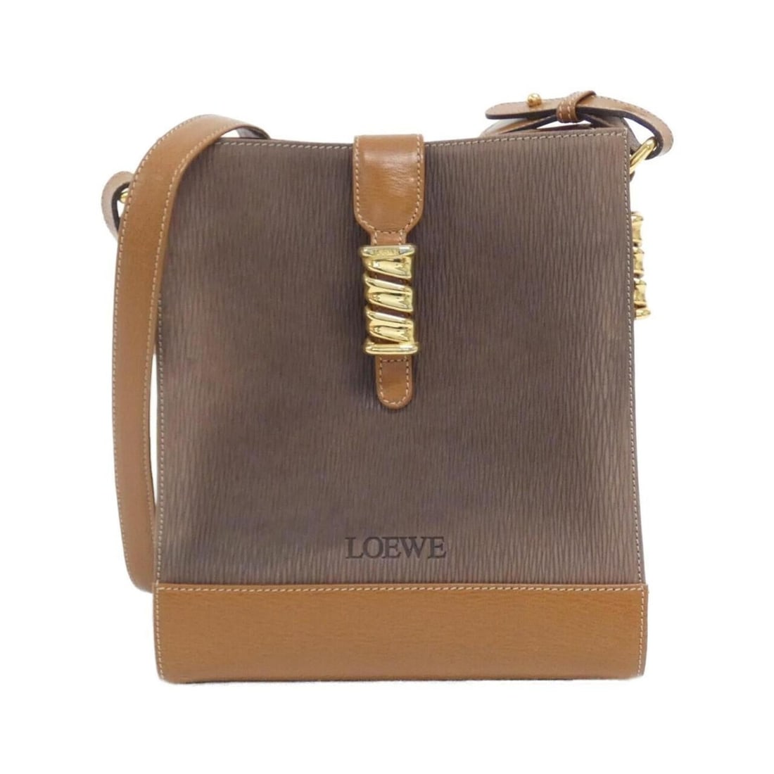 Loewe shoulder bag: --- Catalog ---Category: SizeSize (HxWxD): 23cm x 20cm x 12cm / 9.05'' x 7.87'' x 4.72''Category: DesignType: Shoulder bagColor: BrownGender: WomenMaterial: Leather Category: GeneralBrand: Loewe---