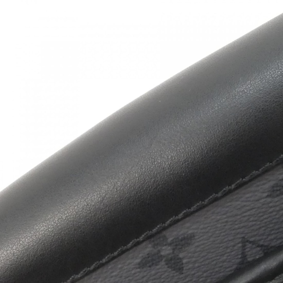 Louis Vuitton Monogram Eclipse Reverse Pulse Messenger M12681 Shoulder Bag - 4
