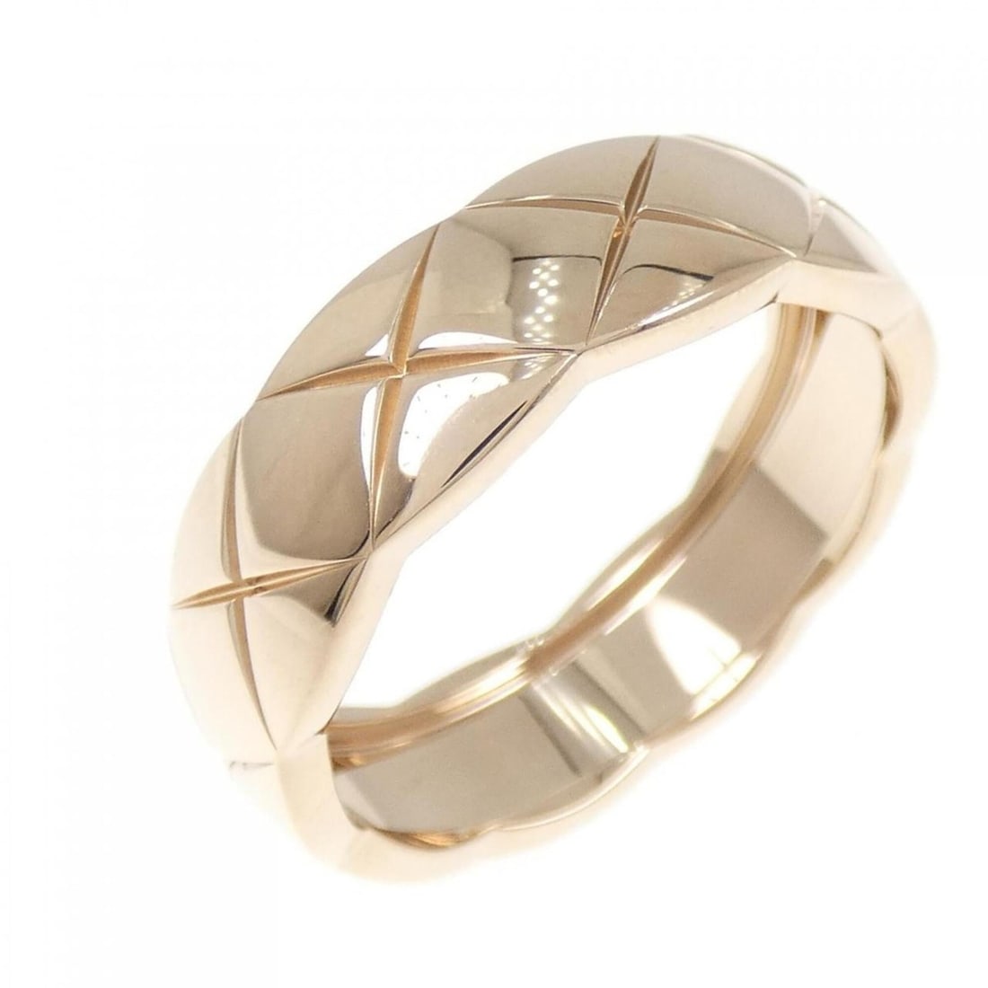 Chanel Coco Crush Medium Ring (1 of 13)