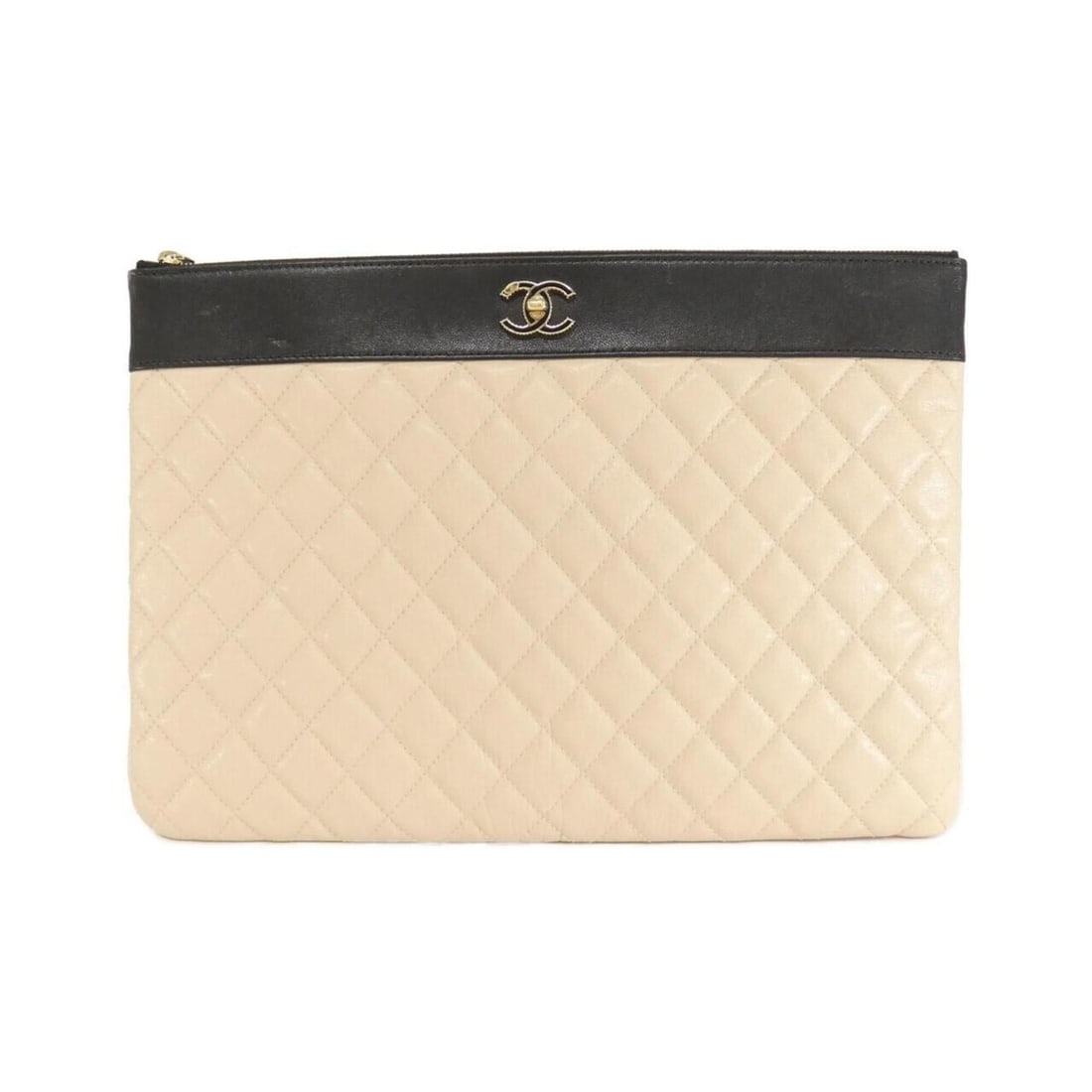 Chanel 80993 Handbag Pouch: --- Catalog ---Category: SizeSize (HxWxD): 24cm x 34.5cm x 1.5cm / 9.44'' x 13.58'' x 0.59''Category: DesignType: Handbag, PouchColor: Beige, BlackGender: WomenMaterial: Leather Hardware Color: