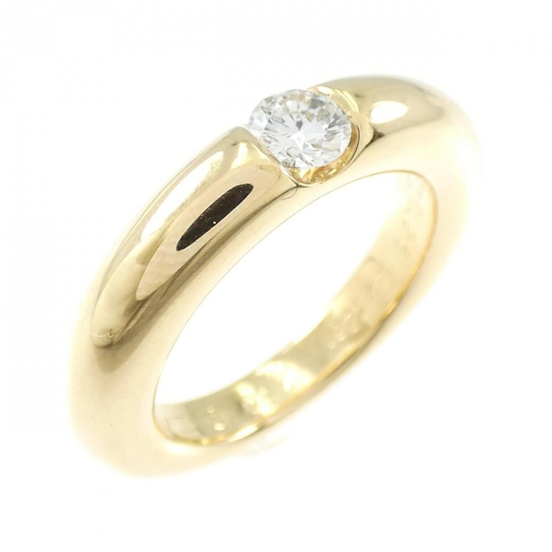 Cartier Ellipse Ring 0.25CT: --- Catalog ---Category: SizeUS Size: 6.5Brand Size: 52Category: DesignType: Band ringColor: Yellow goldStone: DiamondGender: WomenMaterial: Yellow gold (18K)Weight (ct.): 0.25Category: GeneralBrand: 