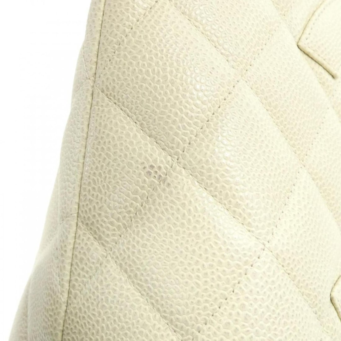 Chanel 1804 handbag - 4