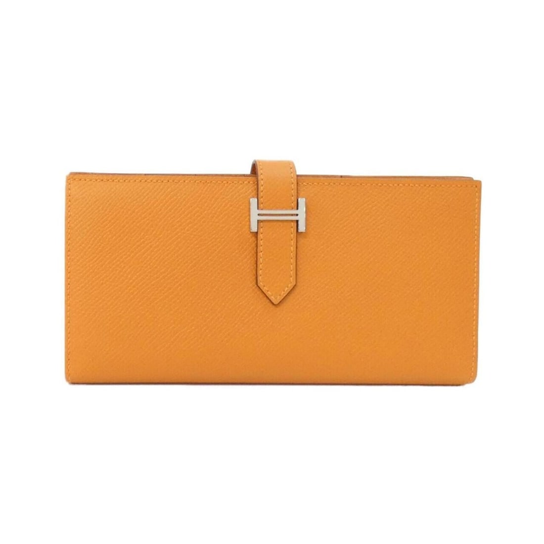 Hermes Bearn Soufflé 039785CK Wallet: --- Catalog ---Category: SizeSize (HxWxD): 9cm x 17.5cm x 1.5cm / 3.54'' x 6.88'' x 0.59''Category: DesignType: Long wallet (bi-fold)Color: OrangeGender: Men,WomenMaterial: Epsom leather Category: