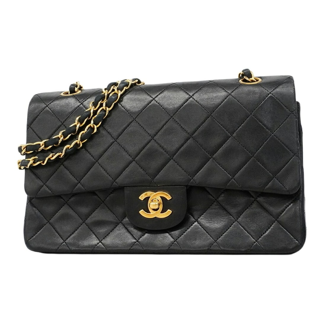 Chanel Matelassé Shoulder Bag, Double Flap, Chain, Lambskin, Black, Women's: --- Catalog ---Category: SizeSize (HxWxD): 17cm x 25.5cm x 7cm / 6.69'' x 10.03'' x 2.75''Category: DesignType: Shoulder bagColor: BlackGender: WomenMaterial: Leather Hardware Color: GoldLeather/Fur T