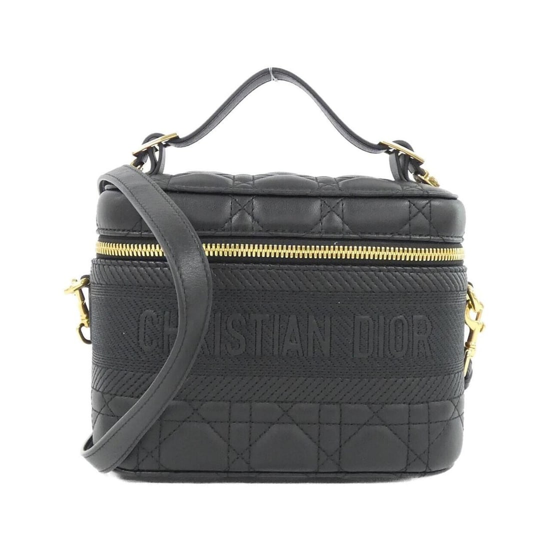 Christian Dior Travel Small Vanity S5488UNTR Handbag: --- Catalog ---Category: SizeSize (HxWxD): 13cm x 18cm x 10cm / 5.11'' x 7.08'' x 3.93''Category: DesignType: HandbagColor: BlackGender: WomenMaterial: Leather Hardware Color: GoldLeather/Fur Type: