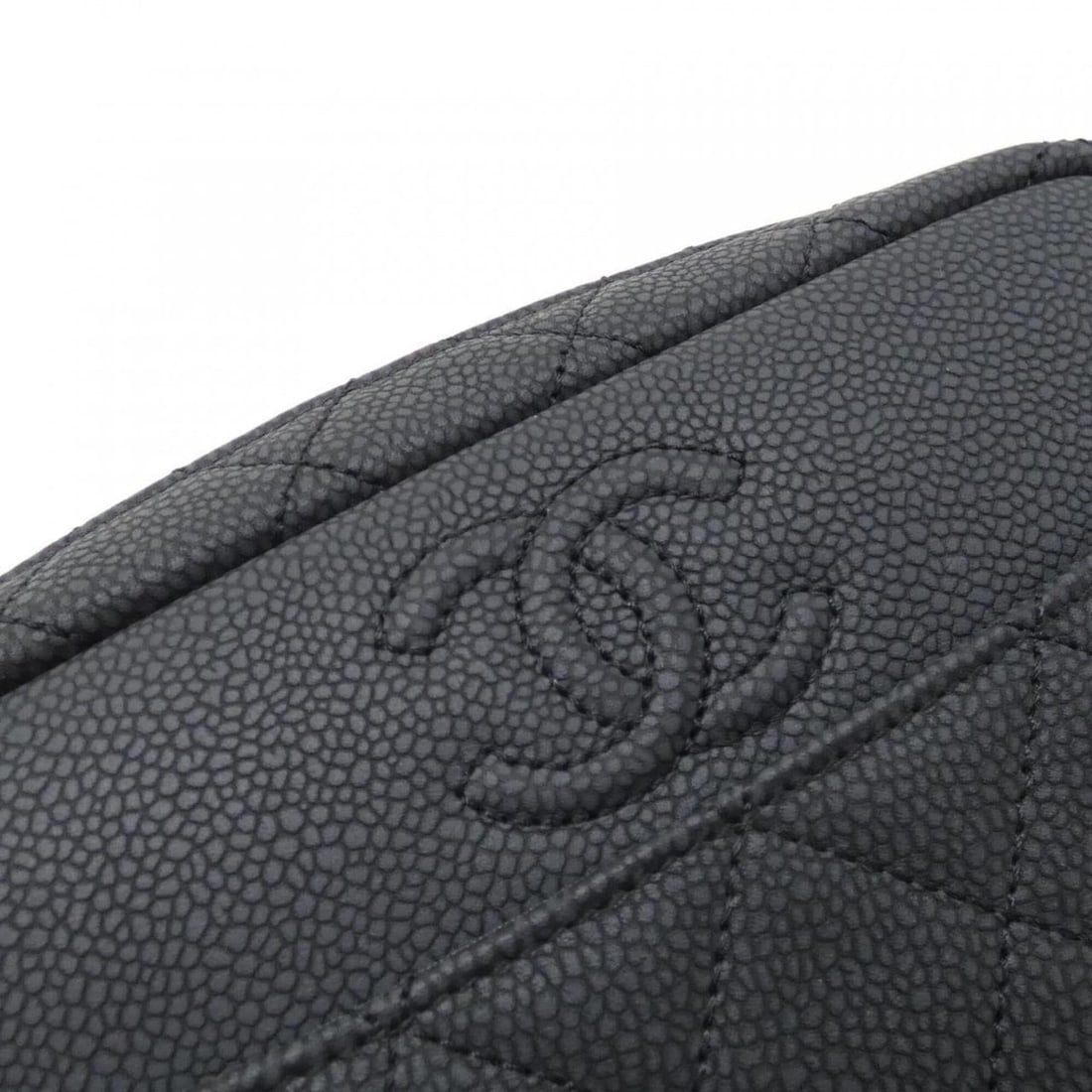 Chanel 57718 Shoulder Bag - 4