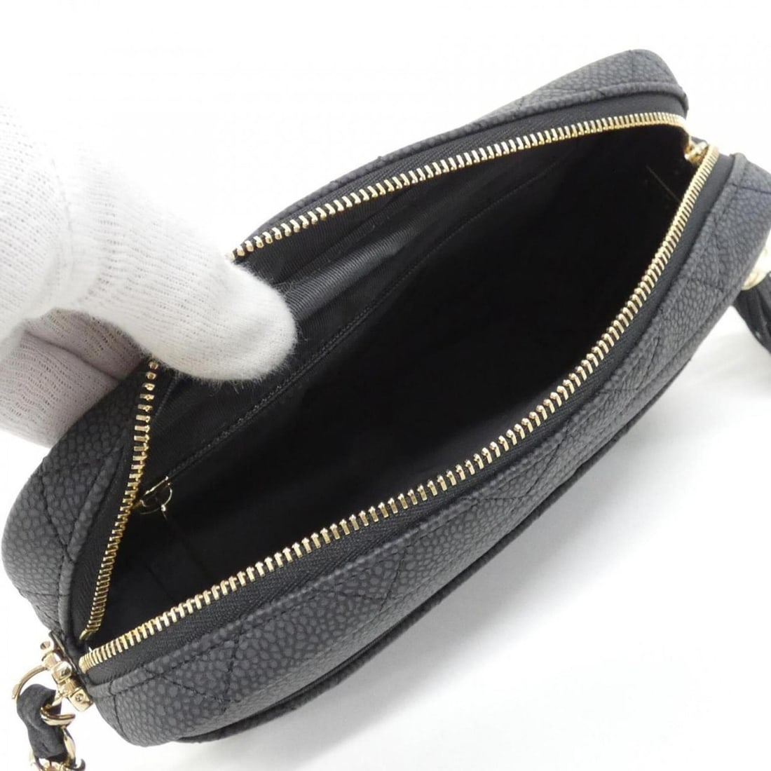 Chanel 57718 Shoulder Bag - 6
