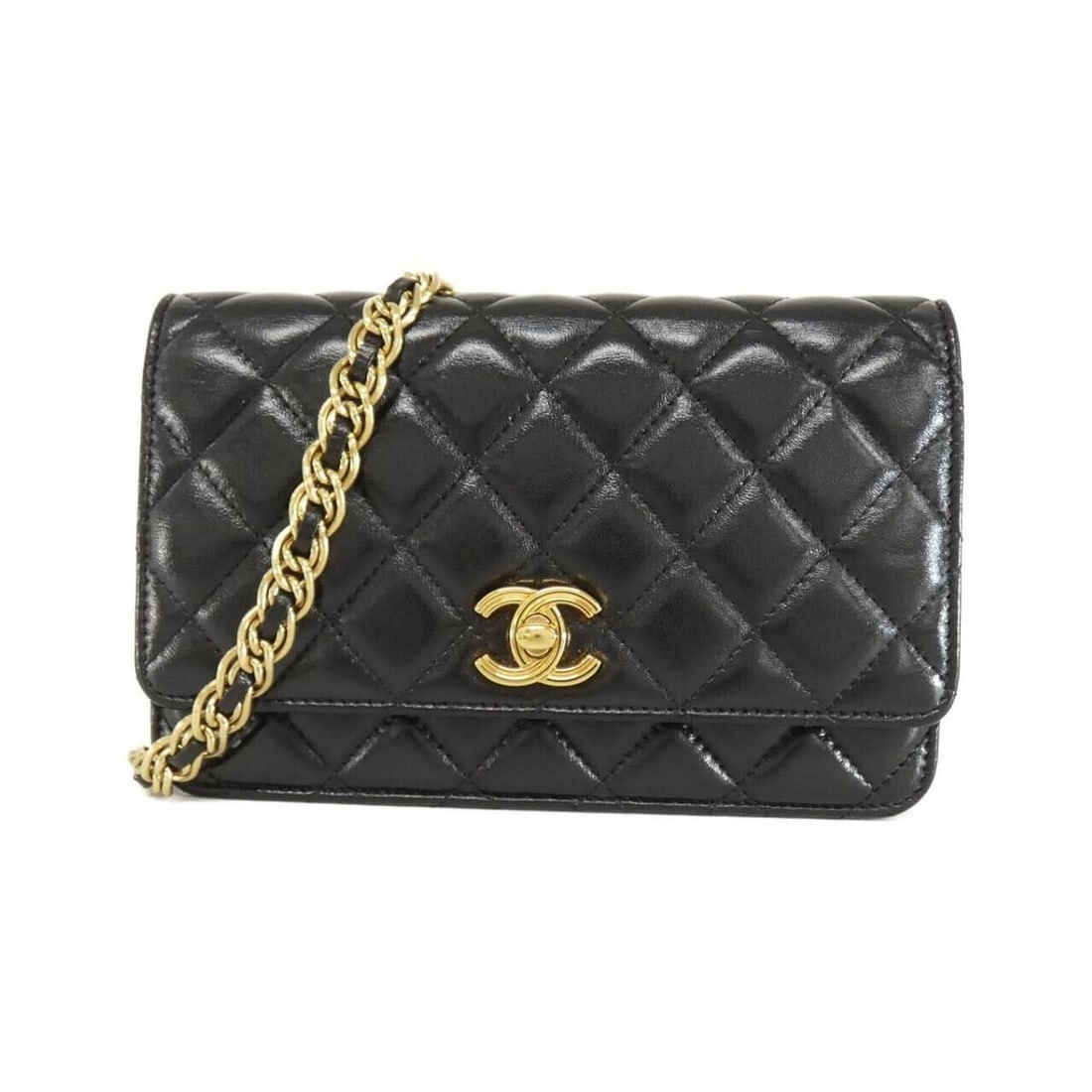 Chanel AP3310 Wallet Chain: --- Catalog ---Category: SizeSize (HxWxD): 1.5cm x 19cm x 4cm / 0.59'' x 7.48'' x 1.57''Category: DesignType: Chain/Shoulder walletColor: BlackGender: WomenMaterial: Leather Leather/Fur Type: Lamb