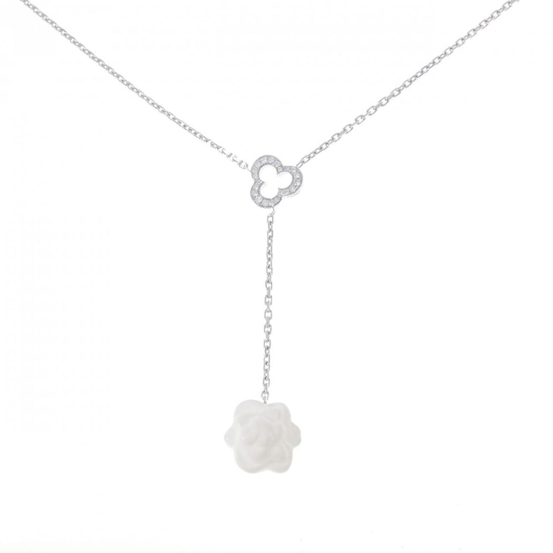 Chanel Camellia Necklace: --- Catalog ---Category: SizePendant Size: 57.9mm x 12.7mm / 2.27'' x 0.49''Neck Circumference: 39 cm - 42 cm / 15.35'' - 16.53''Category: DesignStone: Chalcedony, DiamondGender: WomenMaterial: White