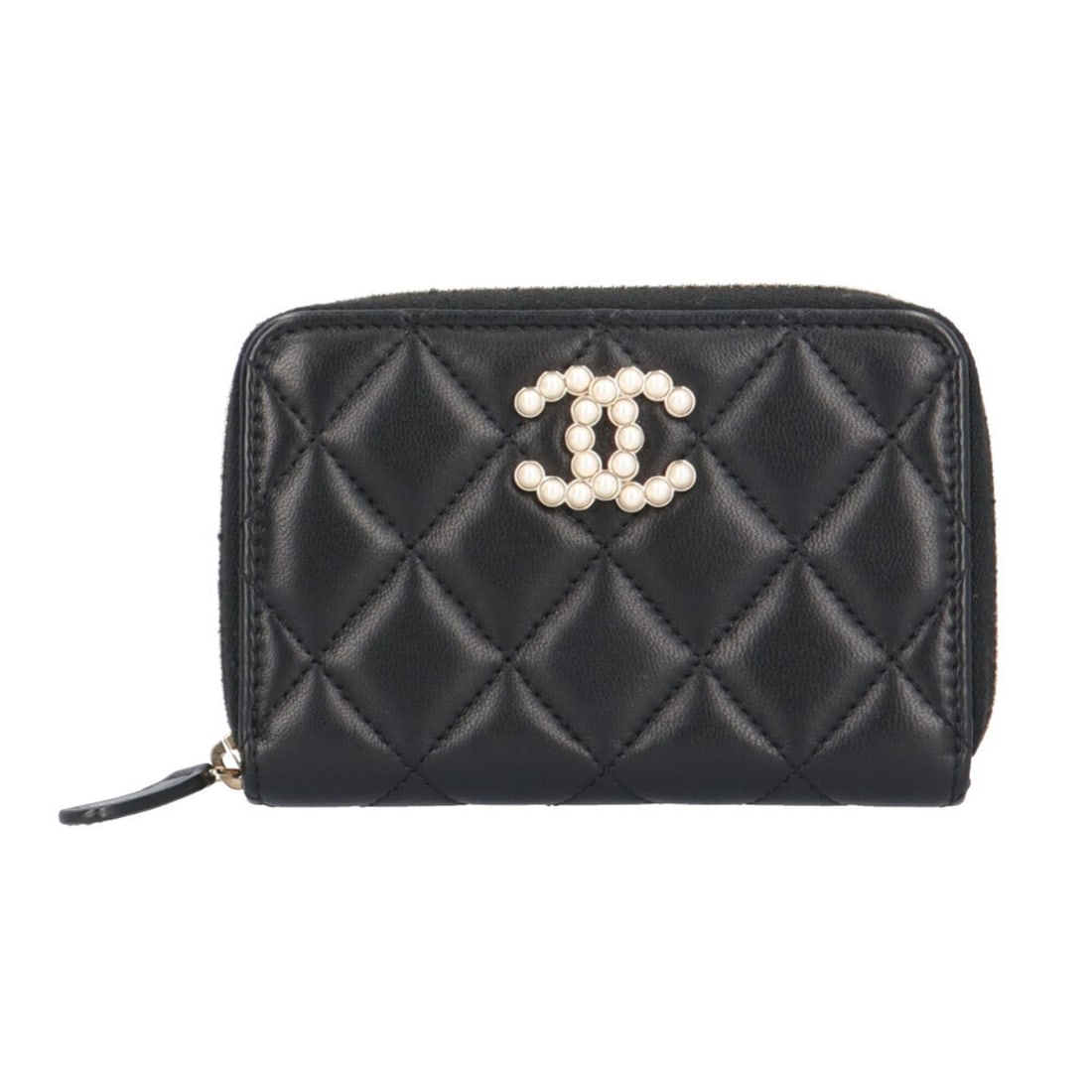 Chanel Coco Pearl Matelassé Wallet/Coin Case, Lambskin AP3811, Women's CHANEL: --- Catalog ---Category: SizeWeight: 93g / 3.28oz.Size (HxWxD): 8cm x 12cm x 2cm / 3.14'' x 4.72'' x 0.78''Category: DesignType: Coin purse/coin caseColor: BlackGender: WomenClosure: ZipperHandmade: Y