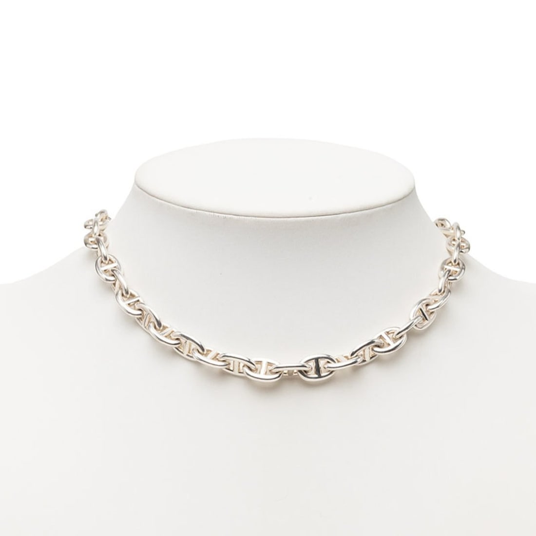 Hermes Chaine d'Ancre PM 46-link necklace, SV925 sterling silver, men's and women's.: --- Catalog ---Category: SizeWeight: 74.6g / 2.63oz.Pendant Size: 8.6mm x 13.6mm / 0.33'' x 0.53''Neck Circumference: 43 cm / 16.92''Category: DesignGender: Men,Women,UnisexMaterial: Silver 925Necklac
