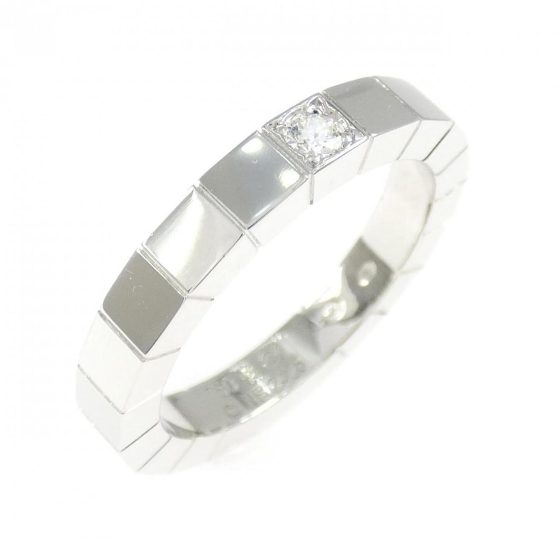 Cartier Lanieres 1P Ring: --- Catalog ---Category: SizeUS Size: 5Brand Size: 49Category: DesignType: Band ringColor: White goldStone: DiamondGender: WomenMaterial: White gold (18K)Category: GeneralMPN: B4058700Brand: Cartier--