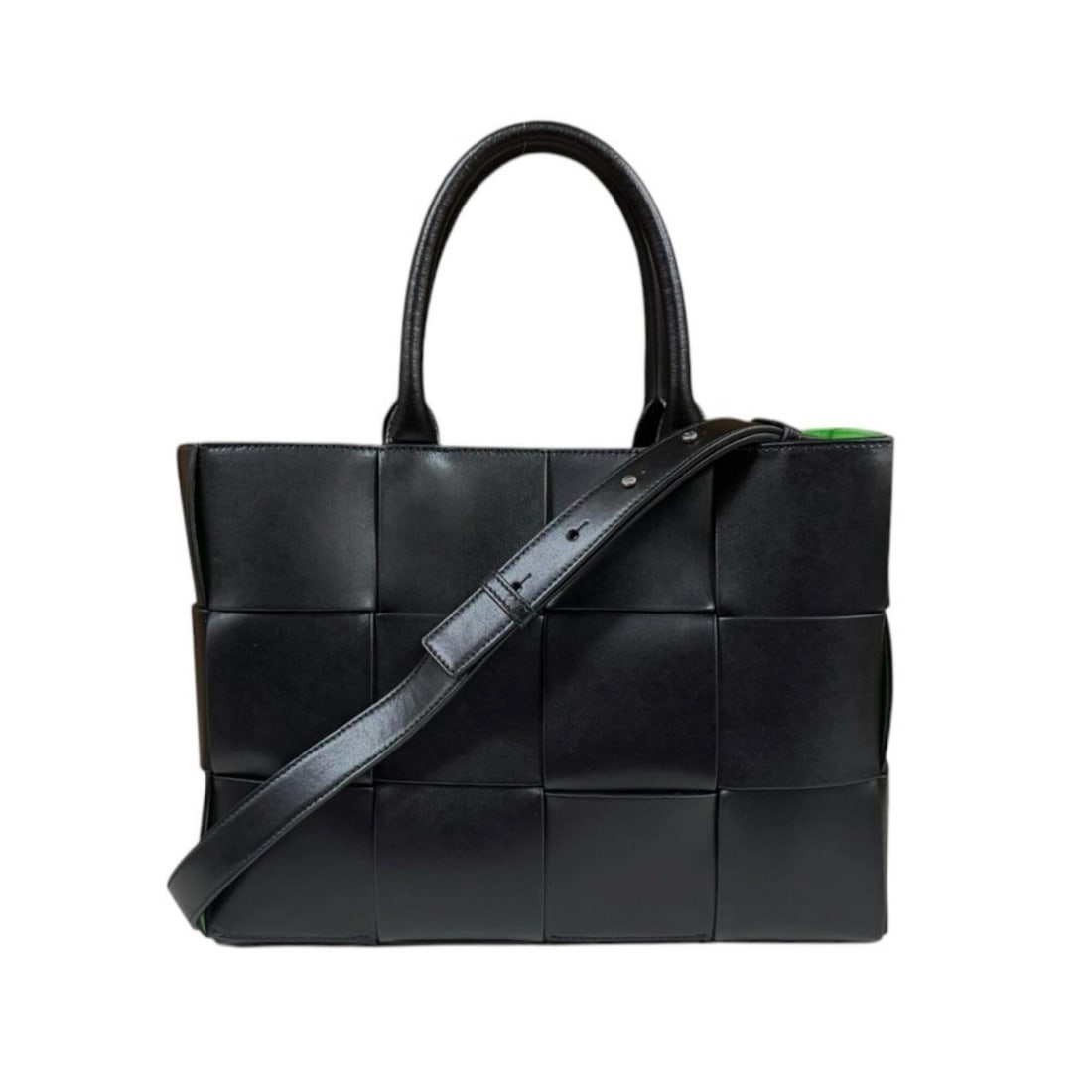 Bottega Veneta Arco Tote Small Bag, Leather 766954 Black, Women's BOTTEGAVENETA: --- Catalog ---Category: SizeSize (HxWxD): 24cm x 32cm x 9cm / 9.44'' x 12.59'' x 3.54''Category: DesignType: Tote bagColor: BlackGender: WomenMaterial: Leather Category: GeneralMPN: 766954Brand: