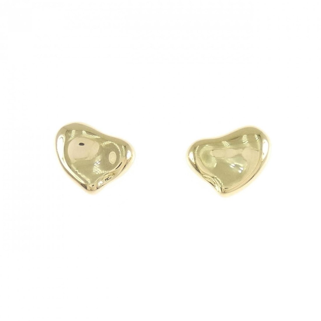 Tiffany Heart Earrings: --- Catalog ---Category: SizeSize (HxWxD): 7.50mm x 9.80mm / 0.30'' x 0.39''Category: DesignType: Stud earringsGender: WomenMaterial: Yellow gold (18K)Category: GeneralBrand: Tiffany--- Item List