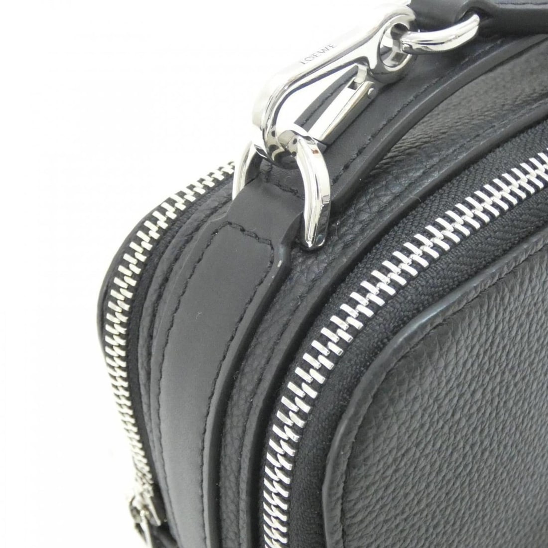 Loewe C660R41X02 Handbag - 4