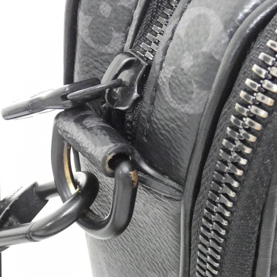 Louis Vuitton Monogram Eclipse Alpha Messenger M46955 Shoulder Bag - 4