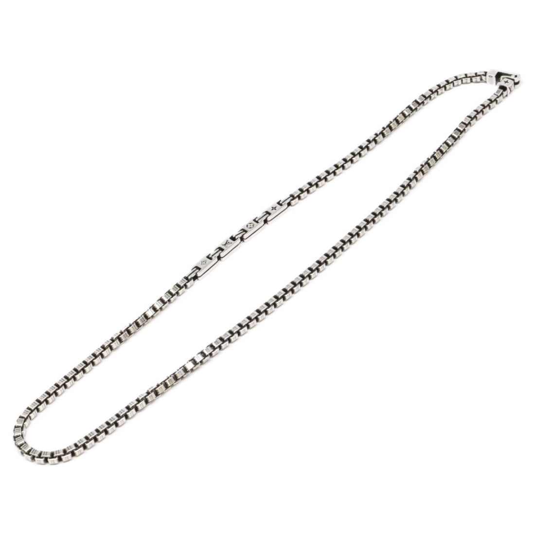 LOUIS VUITTON M02027 Ag925 Necklace - LV Tailor Necklace, Silver, Men's: --- Catalog ---Category: SizeNeck Circumference: 57 cm / 22.44''Category: DesignColor: SilverGender: MenMaterial: Silver 925Necklace Type: NecklaceCategory: GeneralBrand: Louis Vuitton--- Item List --
