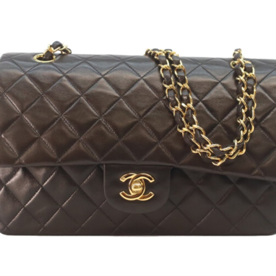 CHANEL A01112 Lambskin Double Flap Matelassé 25 Shoulder Bag, Black with Gold Hardware, Women's: --- Catalog ---Category: SizeSize (HxWxD): 16cm x 25.5cm x 7cm / 6.29'' x 10.03'' x 2.75''Category: DesignType: Shoulder bagColor: BlackGender: WomenMaterial: Leather Hardware Color: GoldLeather/Fur T