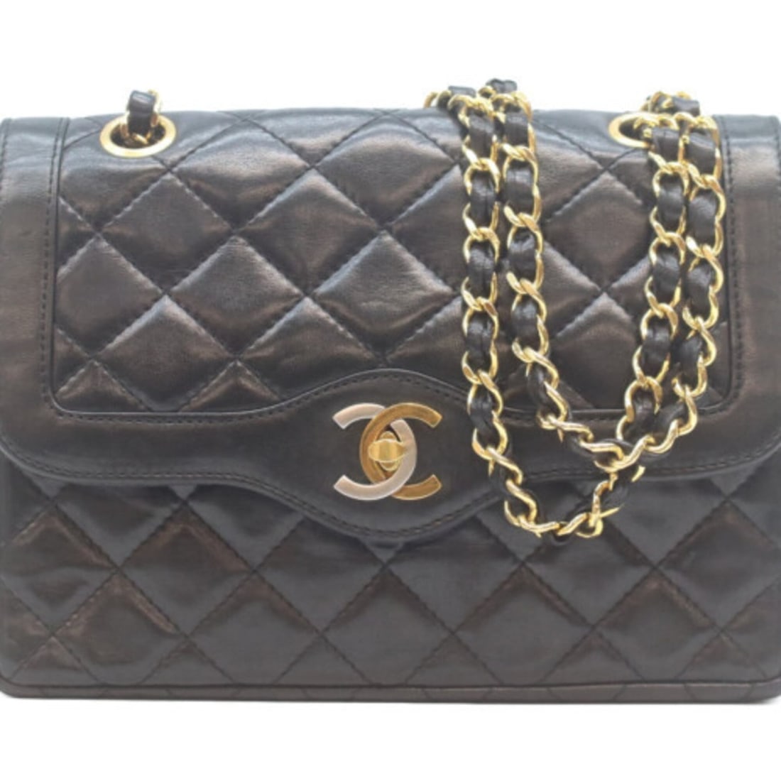 CHANEL Lambskin Double Flap Mini Matelassé 22 Shoulder Bag, Paris Limited Edition, Black with Gold: --- Catalog ---Category: SizeSize (HxWxD): 15.5cm x 22cm x 6cm / 6.1'' x 8.66'' x 2.36''Category: DesignType: Shoulder bagColor: BlackGender: WomenMaterial: Leather Hardware Color: Gold, SilverLeather