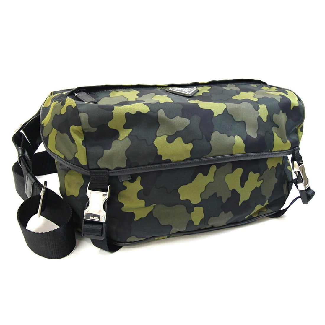 Prada Body Bag 2VH991 Khaki Nylon Leather Crossbody Shoulder Camouflage Men's PRADA: --- Catalog ---Category: SizeSize (HxWxD): 23cm x 36cm x 16cm / 9.05'' x 14.17'' x 6.29''Strap Length: 110cm / 43.3''Category: DesignType: Sling bagColor: KhakiGender: MenMaterial: Nylon , Leather Cat