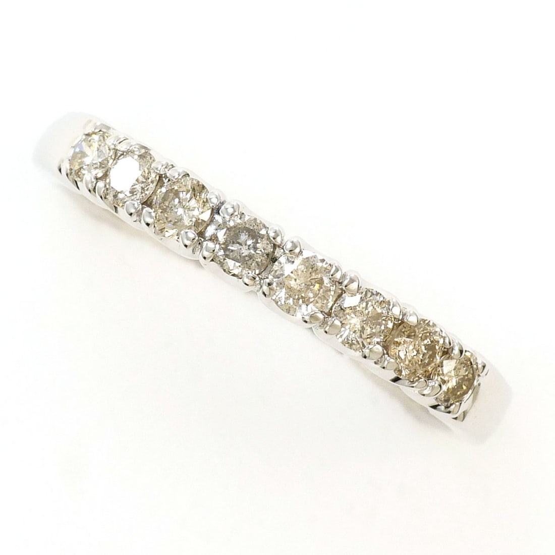 K10 10K WG White Gold Ring with 0.30 ct Diamond, Total Weight 1.3g, Like New Condition.: --- Catalog ---Category: SizeWidth: 3mm / 0.12''Weight: 1.3g / 0.04oz.JP Size: 9US Size: 5Category: DesignType: Band ringColor: White goldMetal: White GoldStone: DiamondGender: WomenMaterial: White go