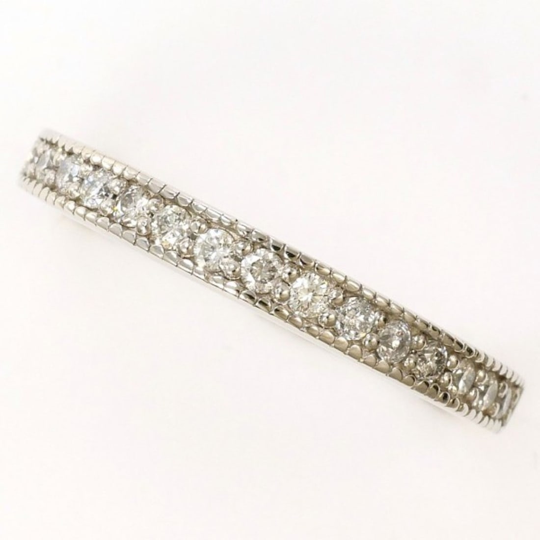 PT900 Platinum Ring with 0.17ct Diamond, Total Weight Approx. 2.7g, Used Jewelry, Like New Condition: --- Catalog ---Category: SizeWidth: 2mm / 0.08''Weight: 2.7g / 0.09oz.JP Size: 6.5US Size: 3.5Category: DesignType: Band ringColor: PlatinumMetal: PlatinumStone: DiamondGender: WomenMaterial: Platinum