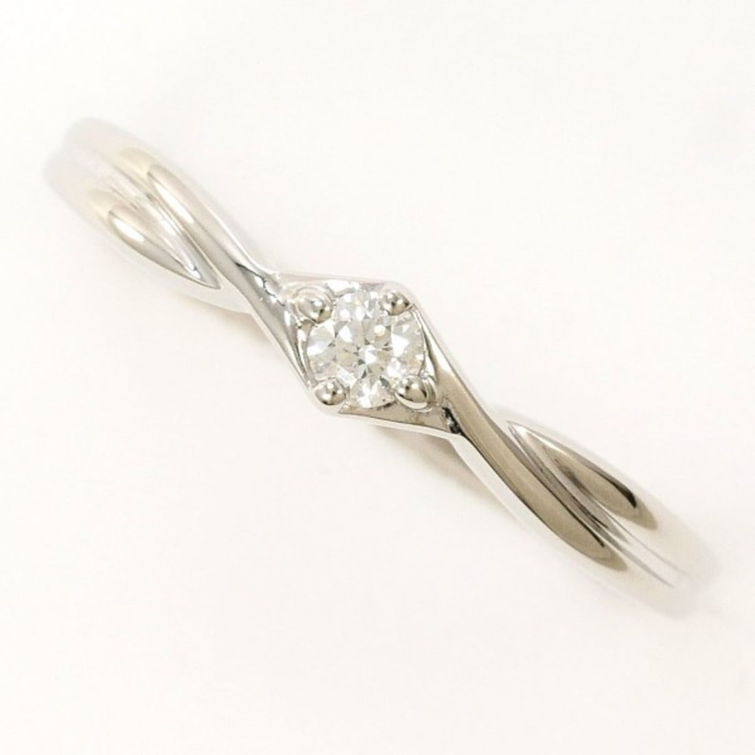 PT900 Platinum Ring with 0.06 Carat Diamond, Total Weight Approx. 2.0g, Used Jewelry, Like New (1 of 15)