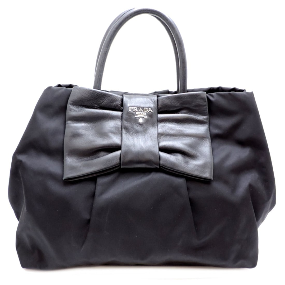Prada Ribbon Women's Tote Bag BN1601 Nylon NERO (Black): --- Catalog ---Category: SizeSize (HxWxD): 23cm x 28cm x 16cm / 9.05'' x 11.02'' x 6.29''Category: DesignType: Tote bagColor: Black, NeroGender: WomenMaterial: Nylon , Leather Category: GeneralMPN: BN