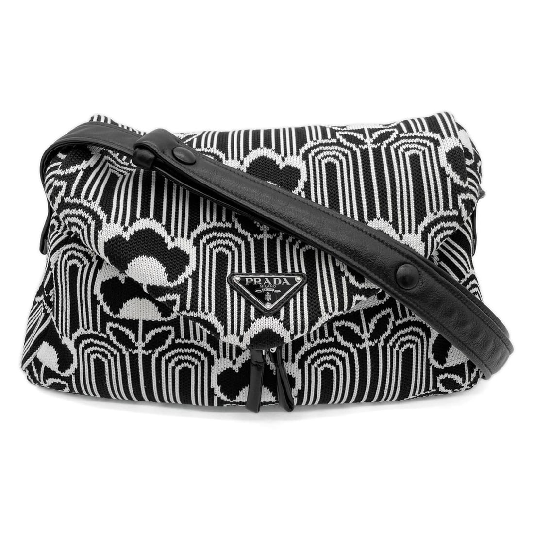 PRADA Prada Signo Shoulder Bag 1BC165 Jacquard Flower Triangle Logo Plate: --- Catalog ---Category: SizeSize (HxWxD): 19cm x 32.5cm x 14cm / 7.48'' x 12.79'' x 5.51''Category: DesignType: Shoulder bagColor: BlackGender: WomenMaterial: Leather Category: GeneralBrand: Prada---