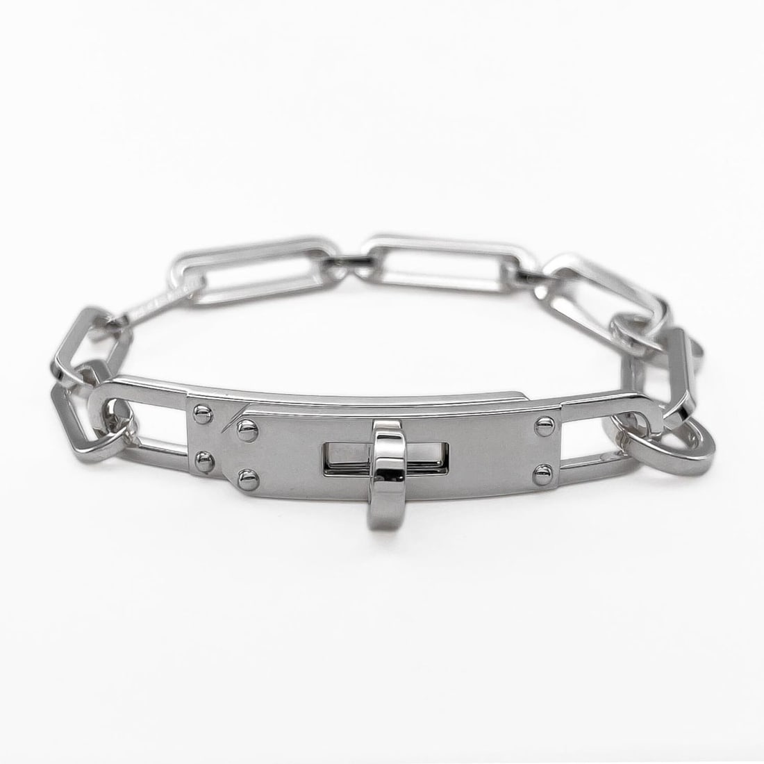 HERMES Chaine Kelly Chain Bracelet Simple Tour SV925 Silver Men's Women's: --- Catalog ---Category: SizeLength: 16.5cm / 6.49''Category: DesignType: Charm braceletColor: SilverGender: Men,WomenMaterial: Silver 925Category: GeneralBrand: Hermes--- Item List ---Section: Condit