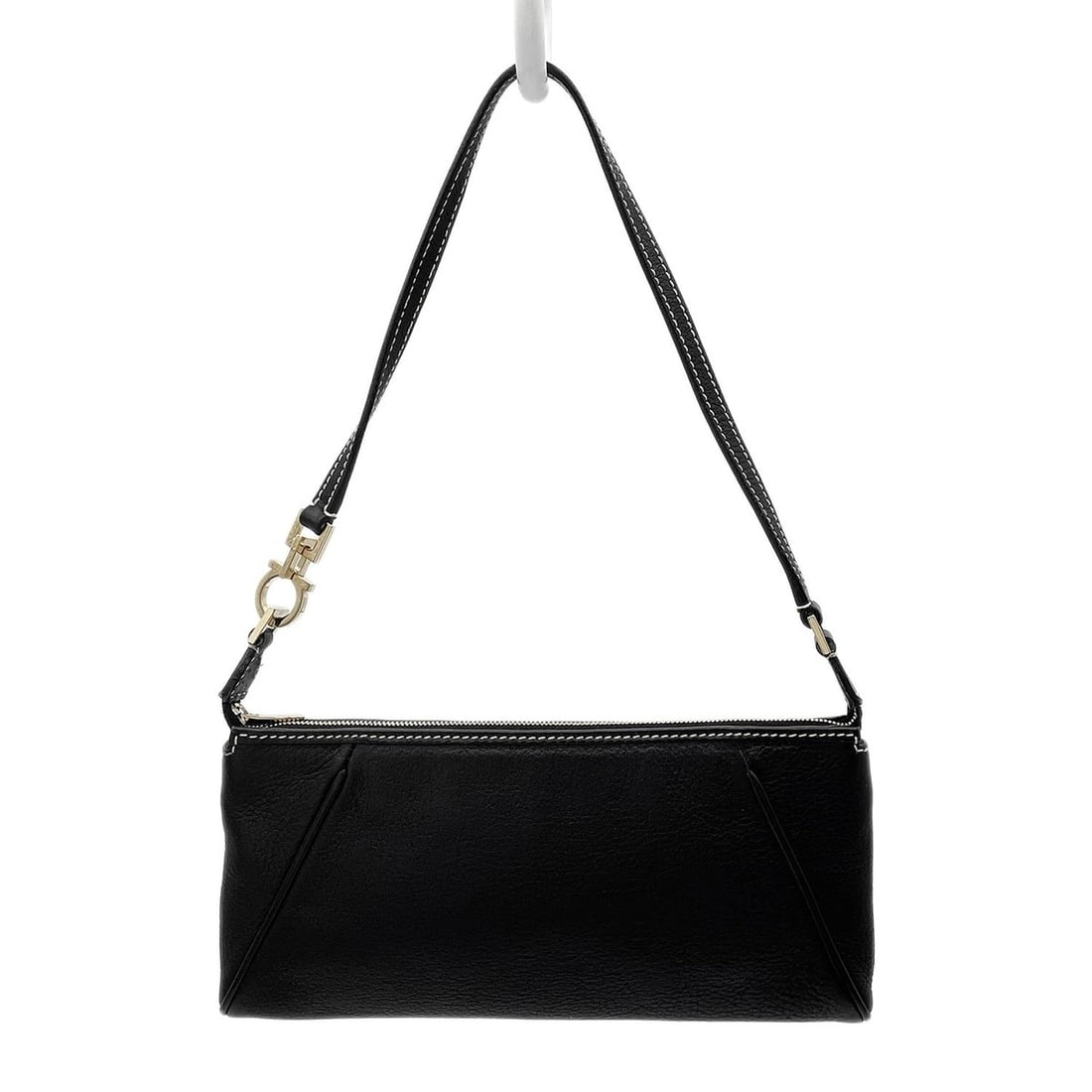 Salvatore Ferragamo Gancini Handbag, Leather, Metal, Black, Women's: --- Catalog ---Category: SizeSize (HxWxD): 12cm x 25.5cm x 1.5cm / 4.72'' x 10.03'' x 0.59''Category: DesignType: Handbag, Pouch, Shoulder bagColor: BlackGender: WomenMaterial: Leather , Metal Categor