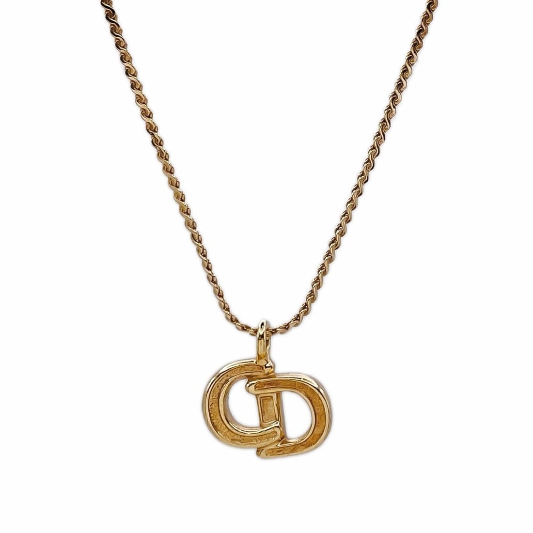 Christian Dior Dior CD Logo Snake Chain Vintage Old Necklace Pendant Metal Gold Women's: --- Catalog ---Category: SizePendant Size: 14mm x 13mm / 0.55'' x 0.51''Neck Circumference: 37 cm / 14.56''Category: DesignColor: GoldGender: WomenMaterial: MetalPendant Type: PendantNecklace Type:
