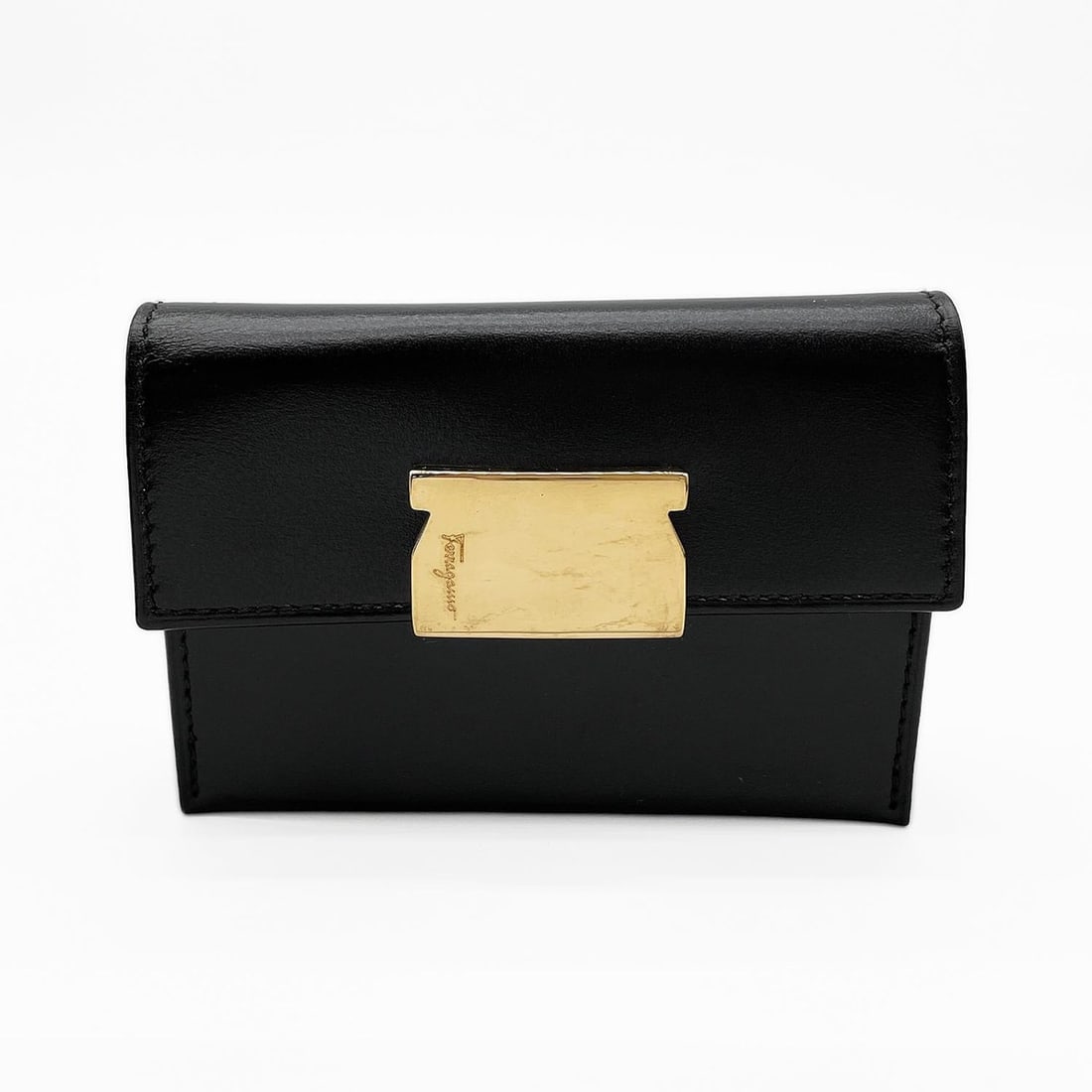 Salvatore Ferragamo wallet/coin case, leather, metal, black, women's. (1 of 16)