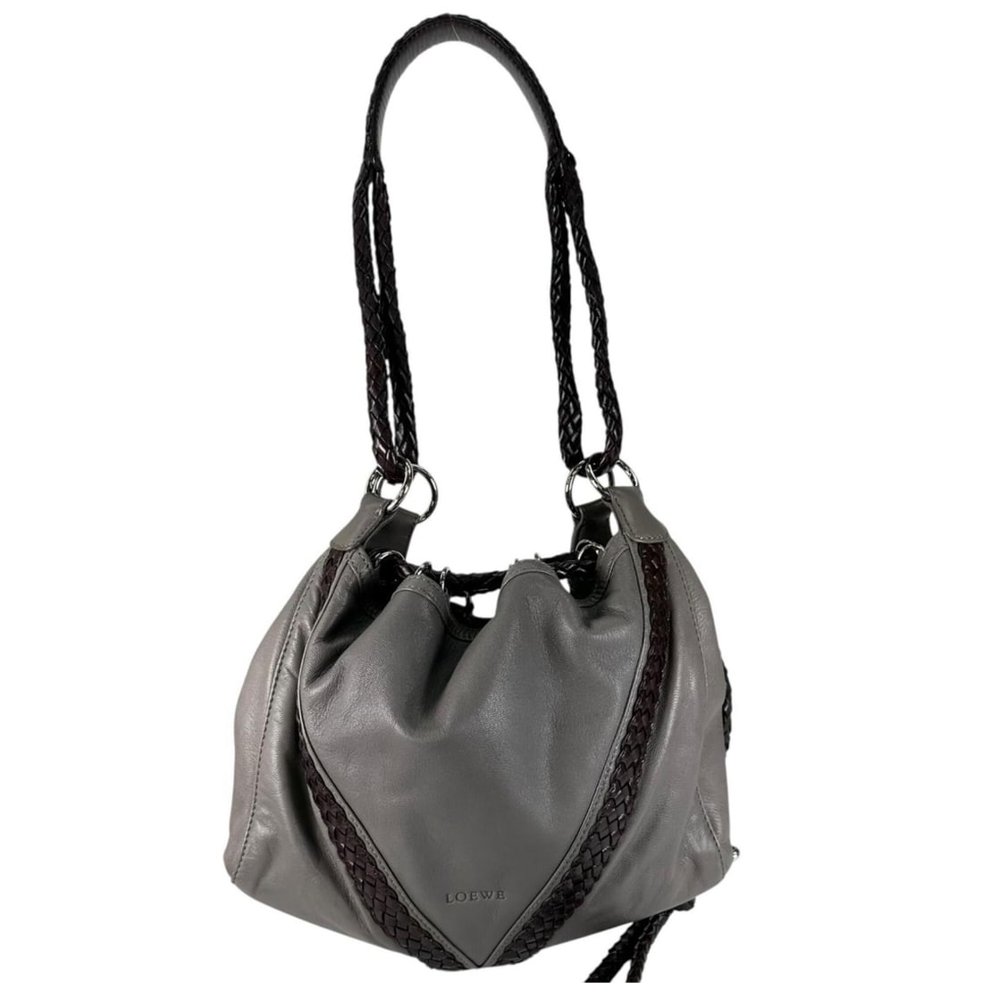 LOEWE shoulder bag, leather, gray, women's, woven design: --- Catalog ---Category: SizeSize (HxWxD): 25cm x 29cm x 5cm / 9.84'' x 11.41'' x 1.96''Category: DesignType: Shoulder bagColor: Brown, GrayGender: WomenMaterial: Leather Hardware Color: SilverCategor