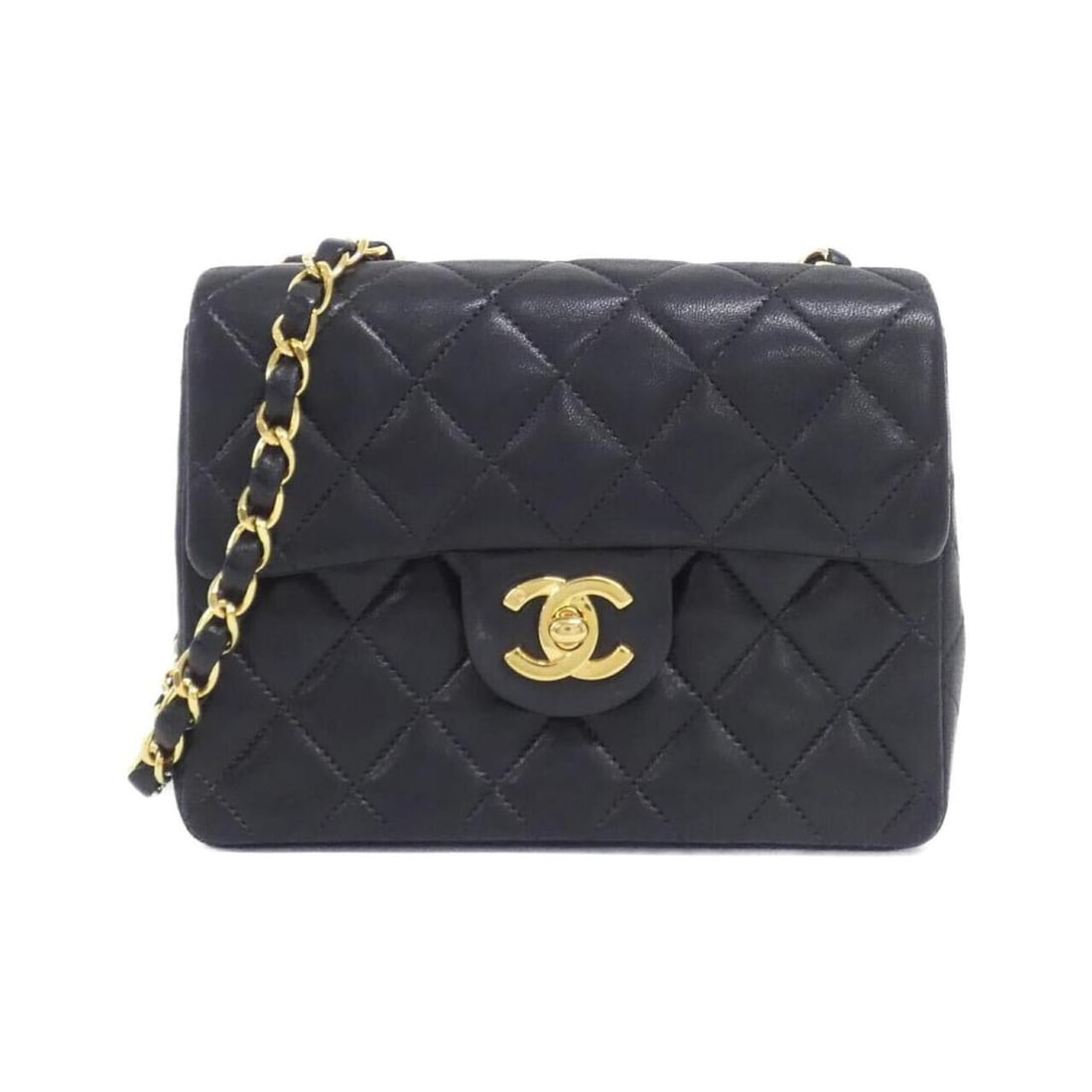 Chanel 1115 Shoulder Bag: --- Catalog ---Category: SizeSize (HxWxD): 13cm x 17cm x 6cm / 5.11'' x 6.69'' x 2.36''Category: DesignType: Shoulder bagColor: BlackGender: WomenMaterial: Leather Hardware Color: GoldLeather/Fur Type