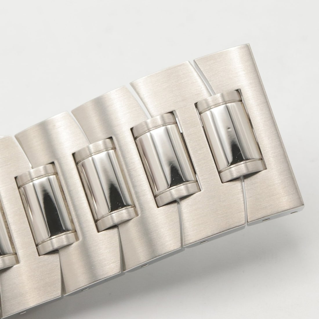 Cartier Ellipse Ring - 17