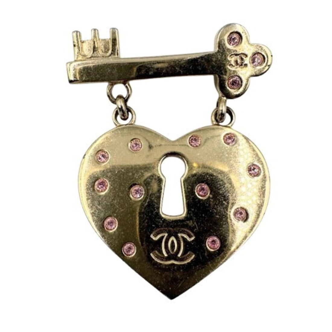 CHANEL Heart Brooch 02P Gold Key Motif: --- Catalog ---Category: SizeSize (HxWxD): 5.5cm x 4.3cm / 2.16'' x 1.69''Category: DesignType: BroochColor: GoldStone: RhinestoneFinish: Gold platedGender: WomenStone Color: PinkCategory: GeneralBran