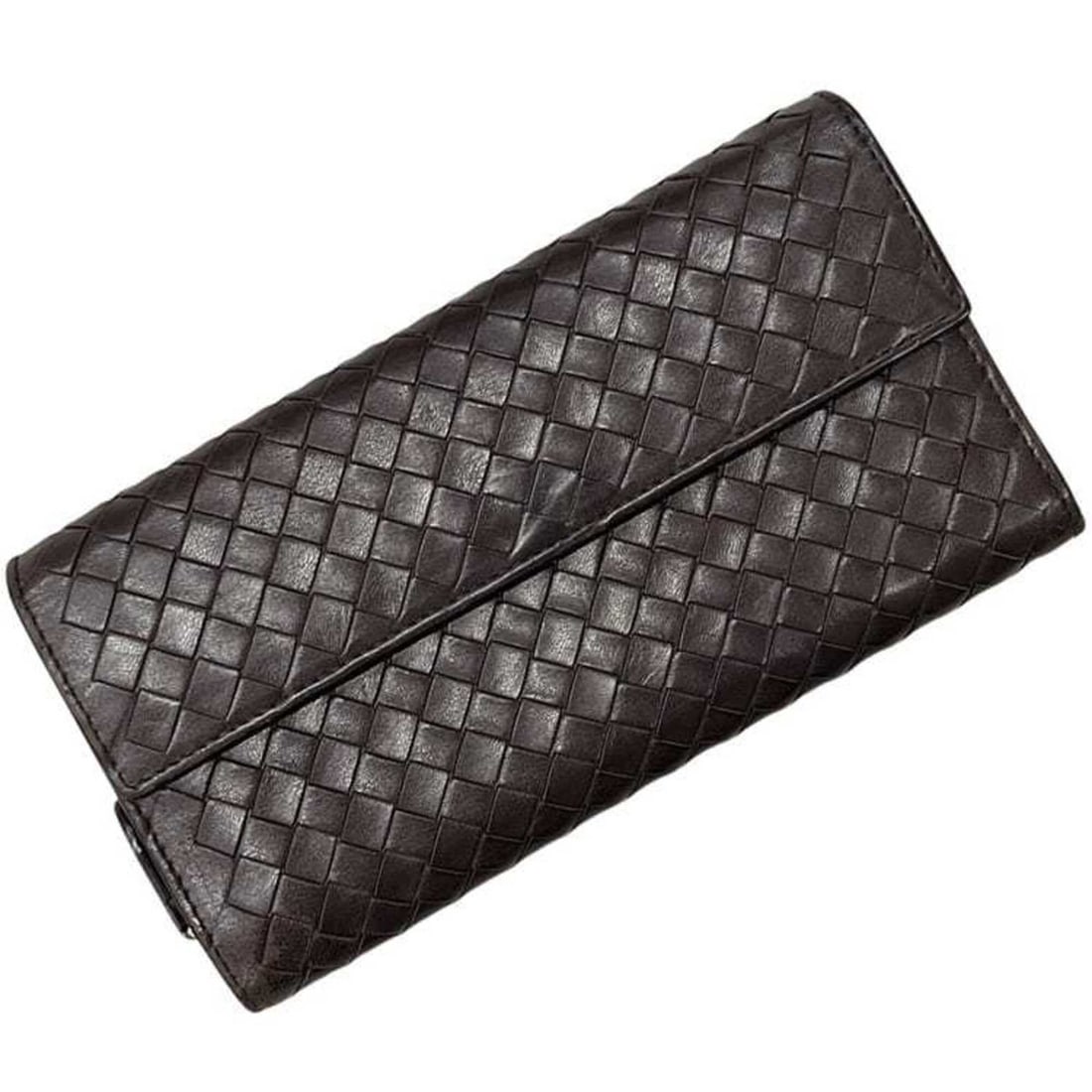 Bottega Veneta bi-fold long wallet, brown, intrecciato weave, 150509, leather.: --- Catalog ---Category: SizeSize (HxWxD): 10cm x 19cm x 3cm / 3.93'' x 7.48'' x 1.18''Category: DesignType: Long wallet (bi-fold)Color: BrownGender: WomenMaterial: Leather Category: GeneralLine: Intr