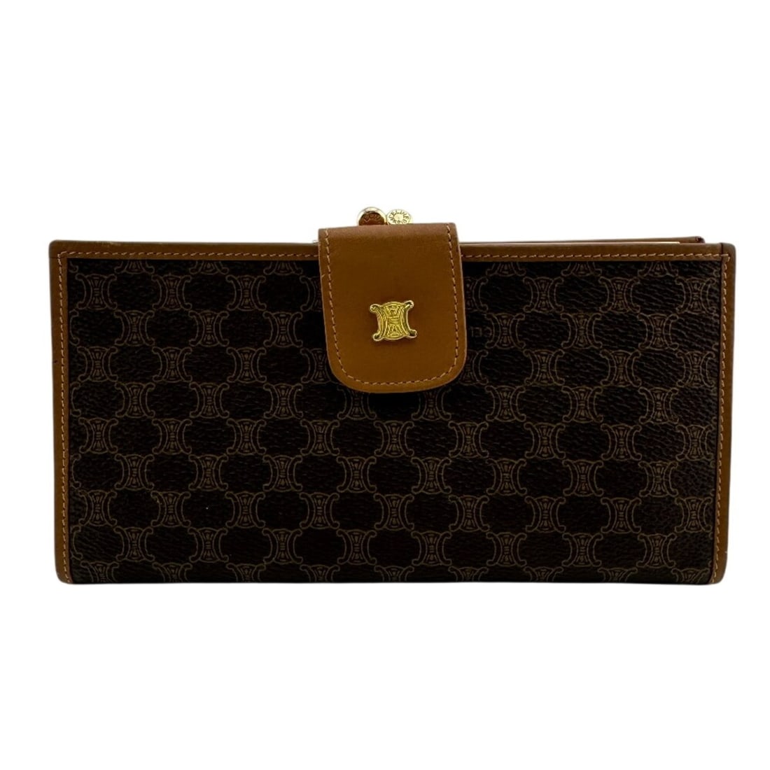 CELINE Macadam Clasp Long Wallet Brown: --- Catalog ---Category: SizeSize (HxWxD): 9.5cm x 18cm / 3.74'' x 7.08''Category: DesignType: Long wallet (bi-fold)Color: BrownGender: WomenSeason: VintageMaterial: Leather Category: GeneralBrand: