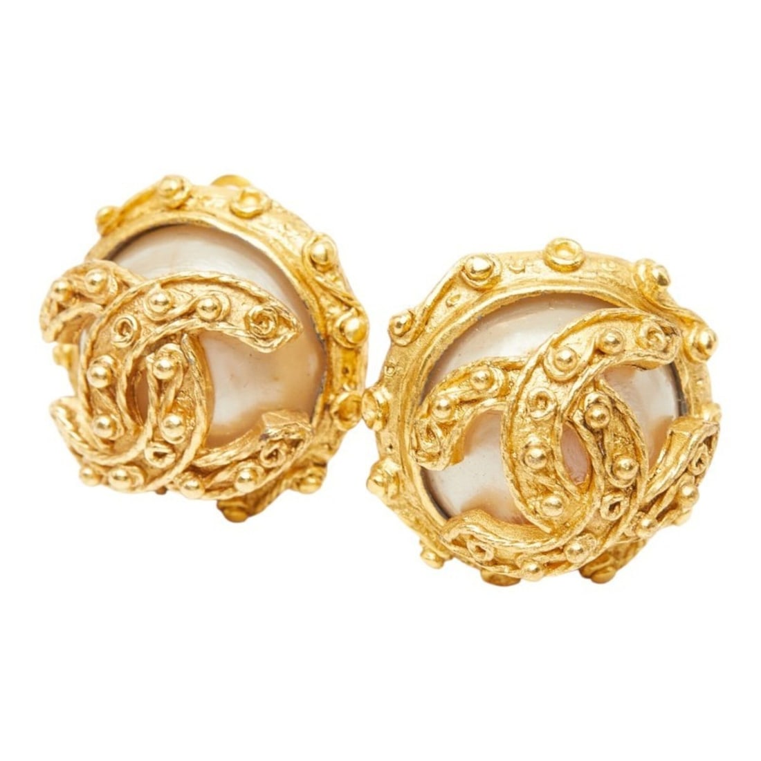 Chanel Coco Mark Earrings, Gold Plated, Faux Pearl, Women's.: --- Catalog ---Category: SizeSize (HxWxD): 21.10mm x 20.70mm / 0.83'' x 0.81''Category: DesignType: Clip earringsColor: GoldGender: WomenCategory: GeneralBrand: Chanel--- Item List ---Section: Conditi