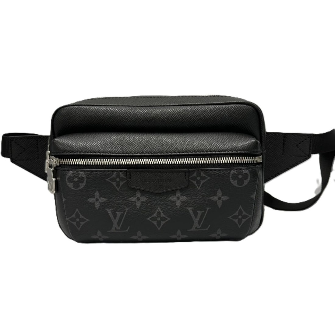 Louis Vuitton Bumbag M30245 Outdoor Waist Bag, PVC Coated Canvas Leather, Black, Men's: --- Catalog ---Category: SizeSize (HxWxD): 15cm x 21cm x 5cm / 5.9'' x 8.26'' x 1.96''Category: DesignType: Fanny packColor: BlackGender: MenMaterial: Taigarama , Leather Category: GeneralLine: Taigar