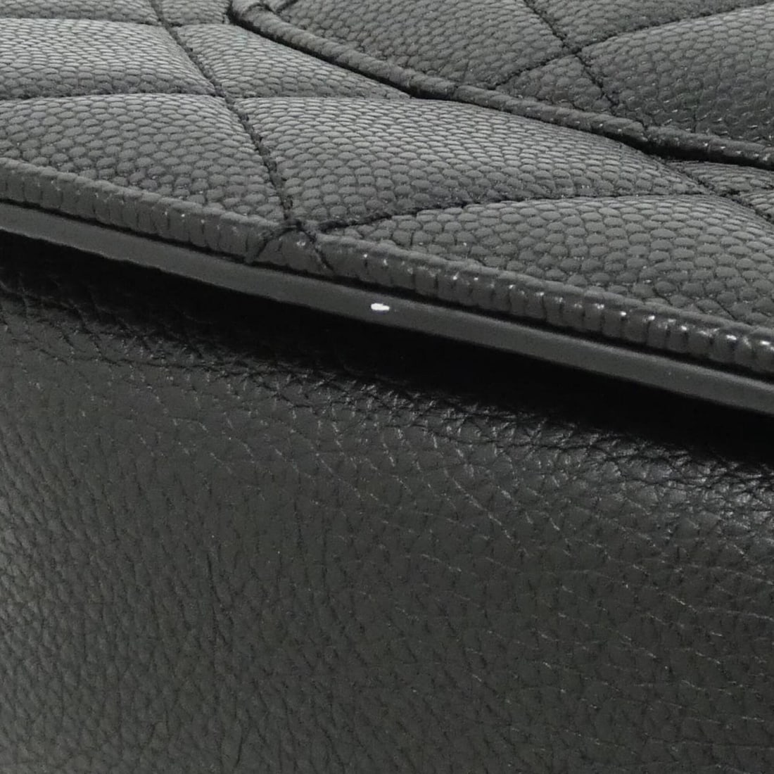 Chanel 91856 Shoulder Bag - 4