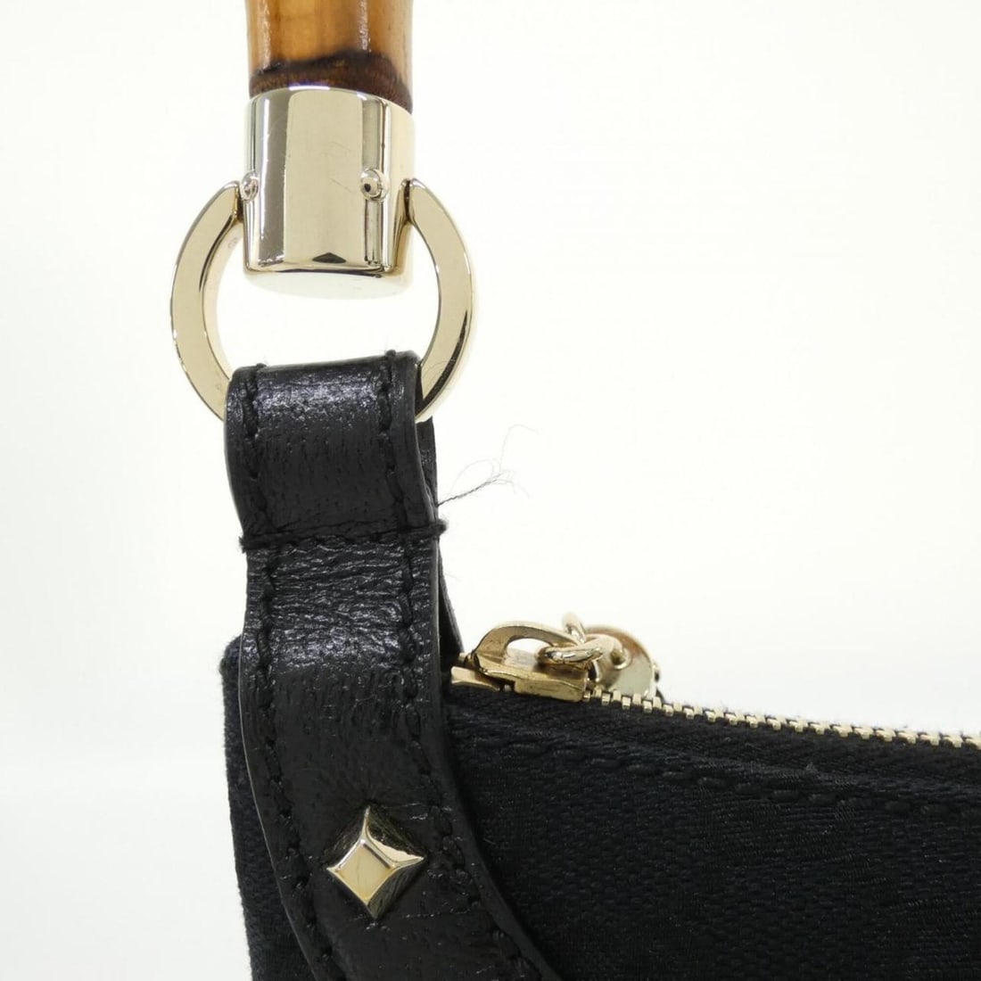 Gucci 137378 Shoulder Bag - 4
