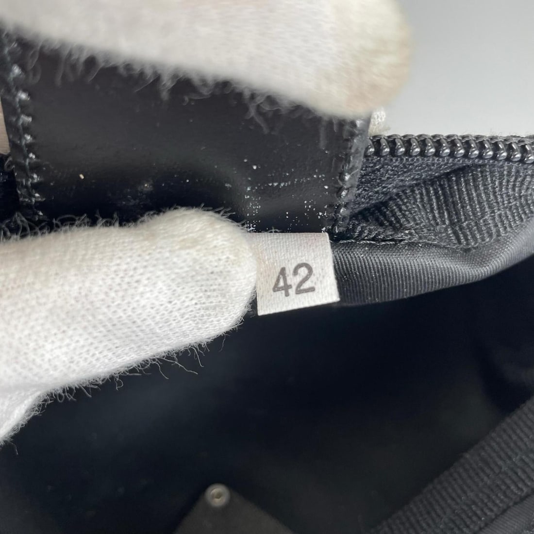 Gucci 146236 Shoulder Bag - 11