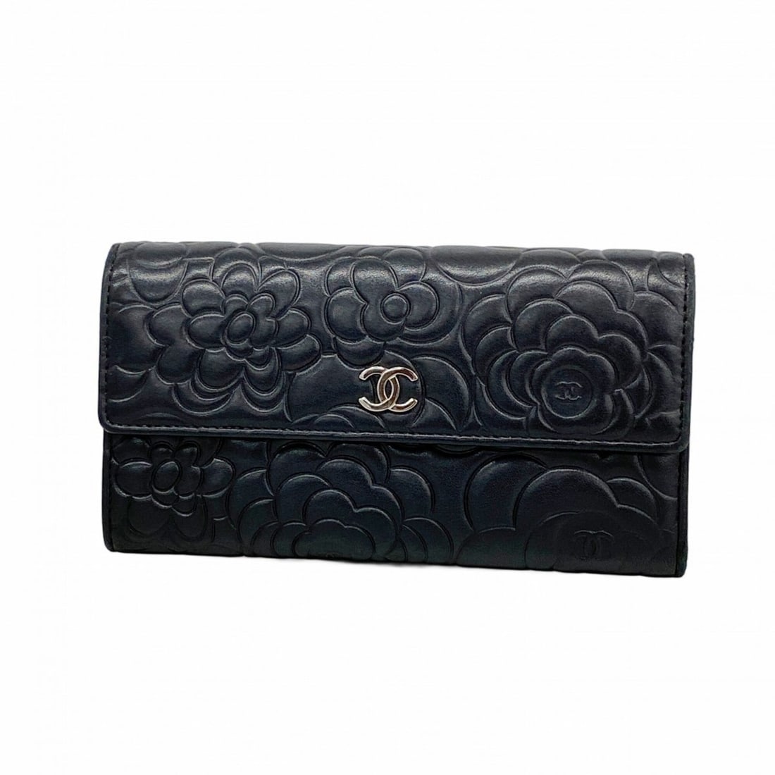 Chanel long wallet, Camellia design, lambskin, black, women's.: --- Catalog ---Category: SizeSize (HxWxD): 10.5cm x 19.5cm x 3cm / 4.13'' x 7.67'' x 1.18''Category: DesignType: Long wallet (bi-fold)Color: BlackGender: WomenMaterial: Leather Leather/Fur Type: Lambs